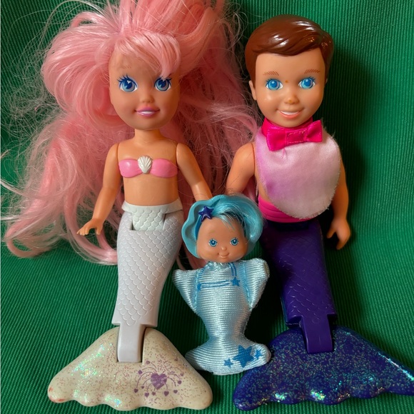 My Pretty Mermaids SEASIDE WEDDING SET 1991 Playskool Bride Groom Merbaby Doll - Picture 2 of 6